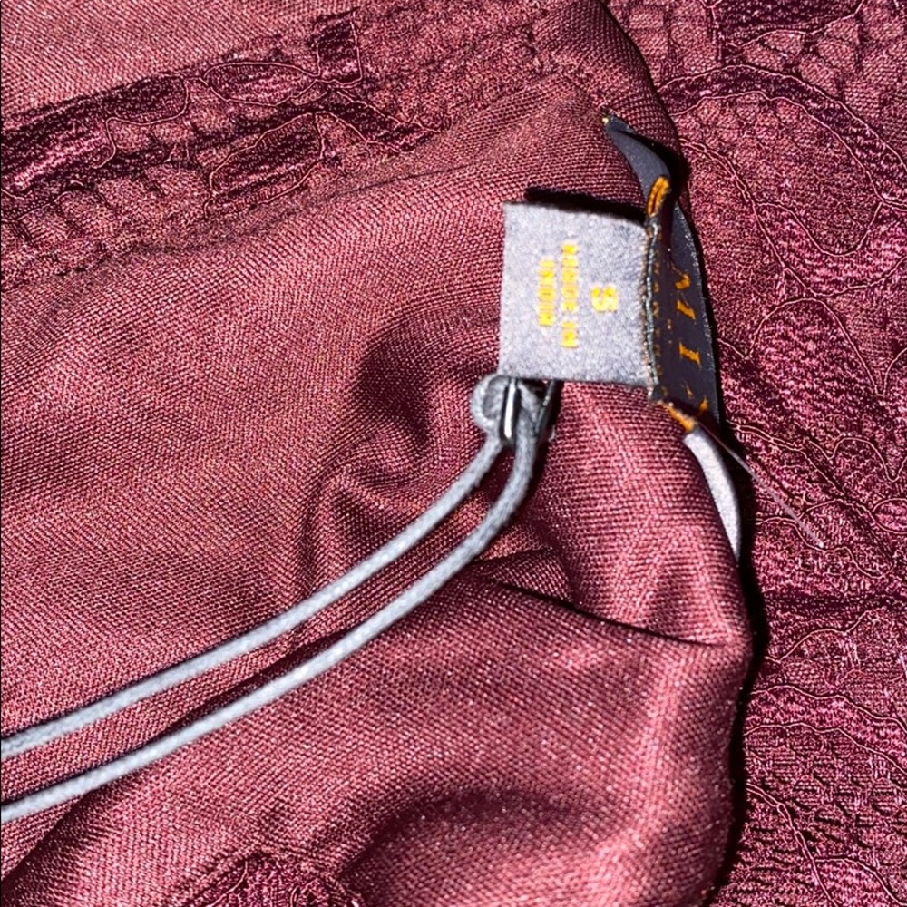 NWT mix by 41 hawthorn raspberry red lace dress - Picture 8 of 8